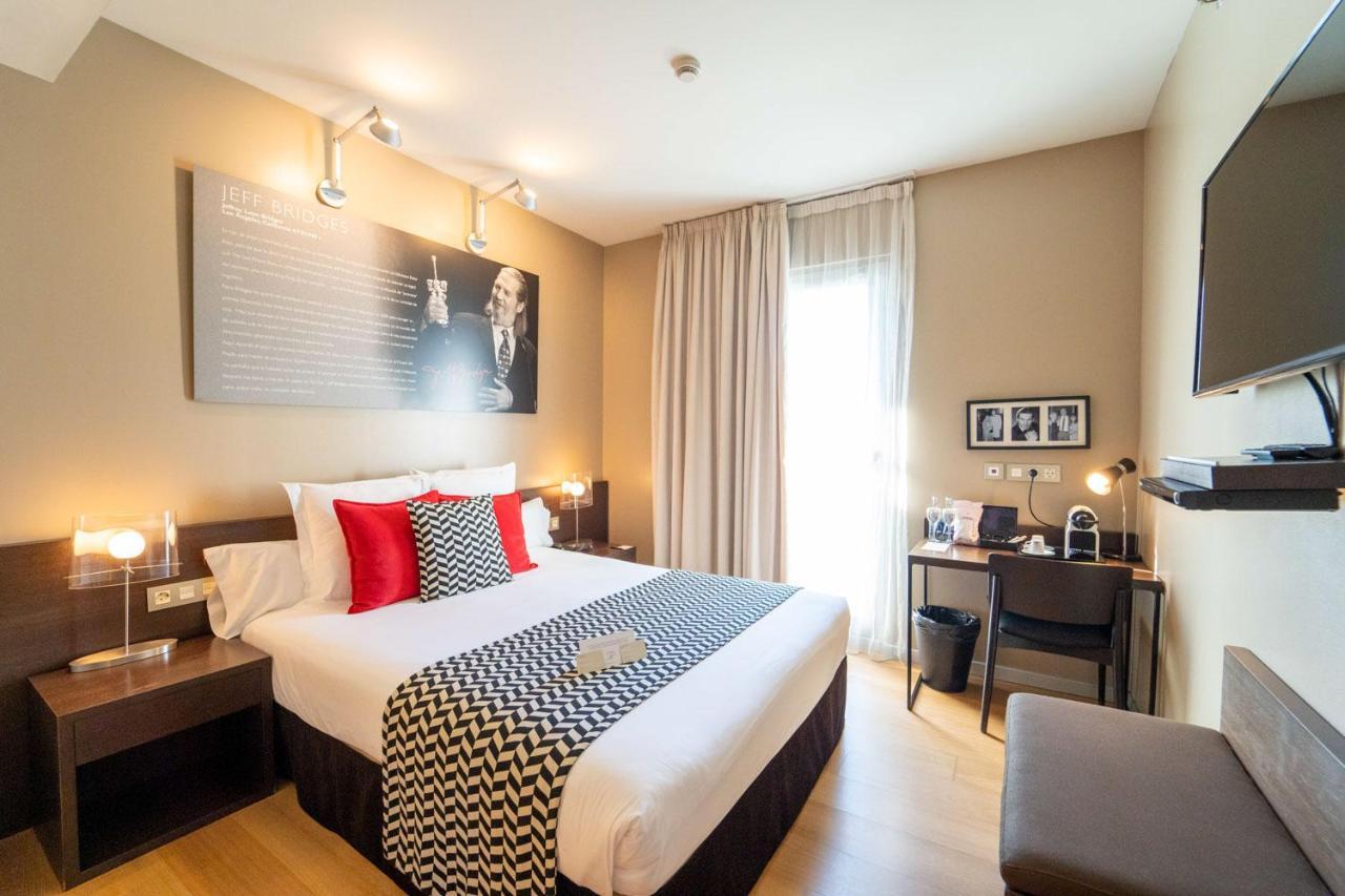 Petite Terrace